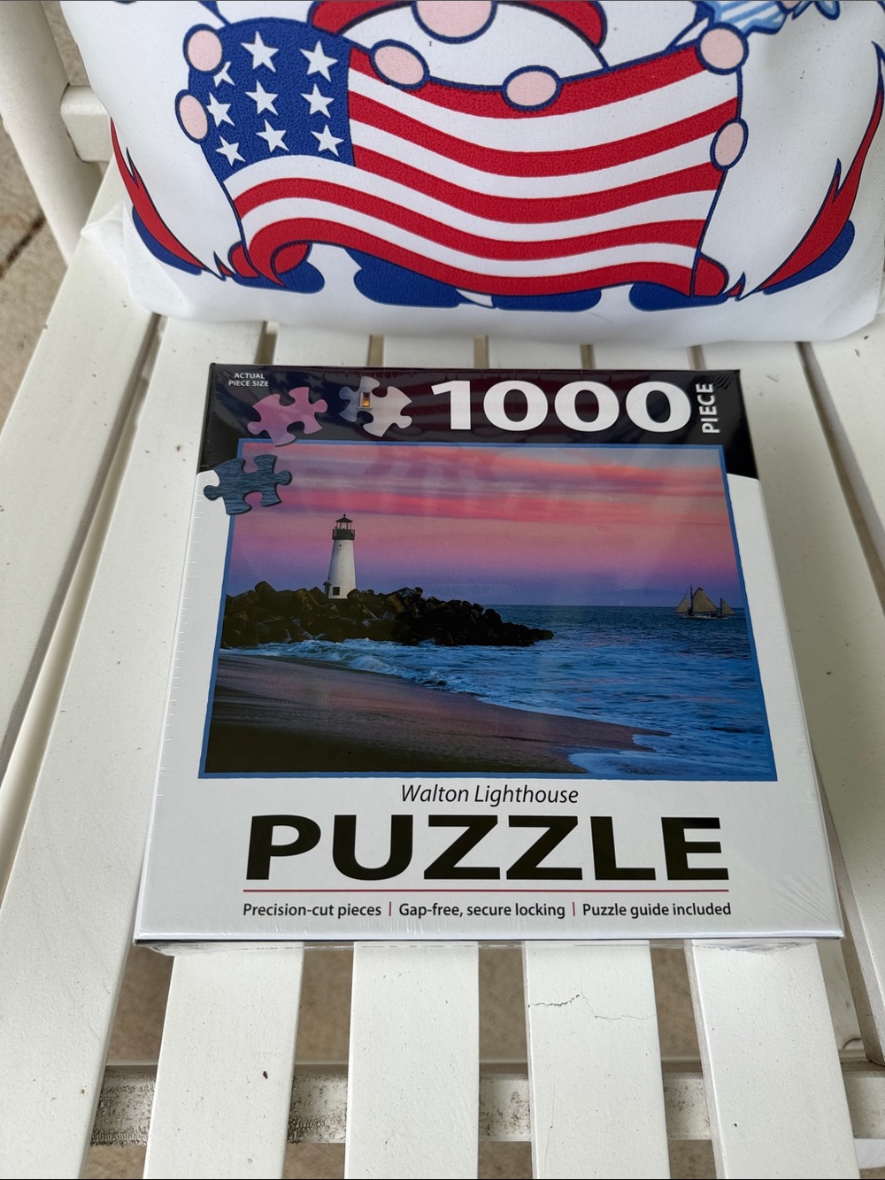 Turner Licensing Walton Lighthouse 1000-Piece Puzzle - Seaside Sunset
